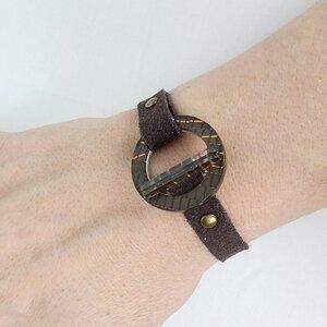 Color by amber brown toggle bracelet